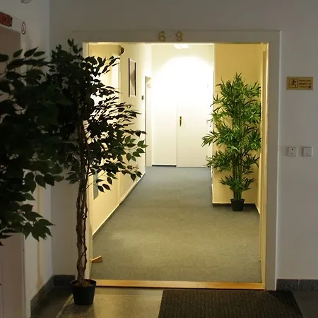 Mai Bohemia Hostel And Apartment Prague