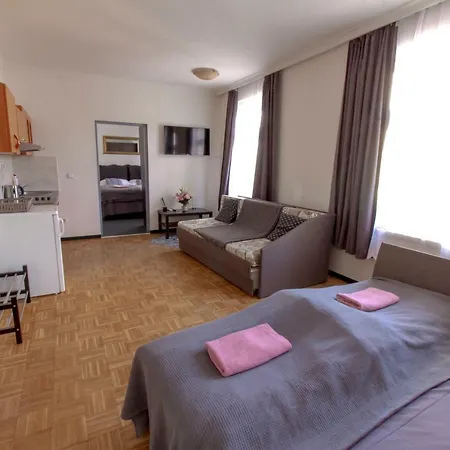 Mai Bohemia Hostel&apartment *